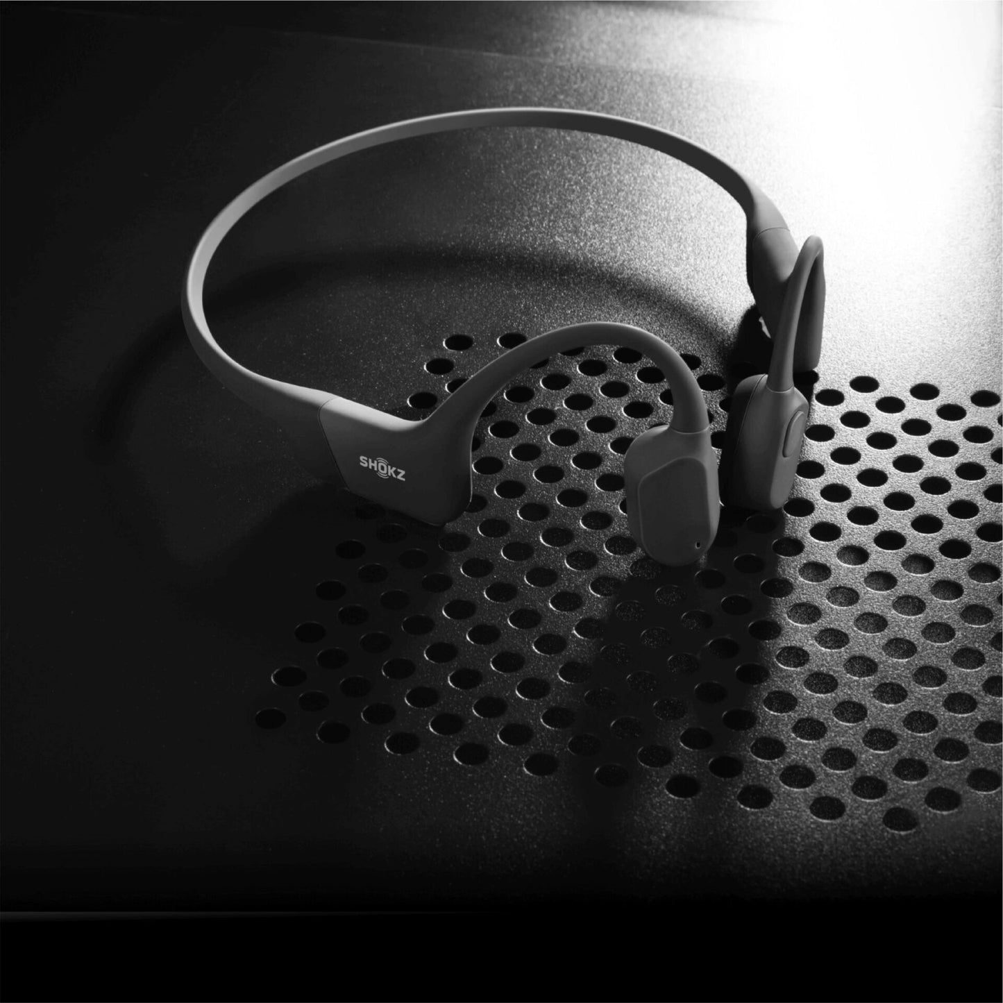 Shokz OpenRun Schwarz USB-C