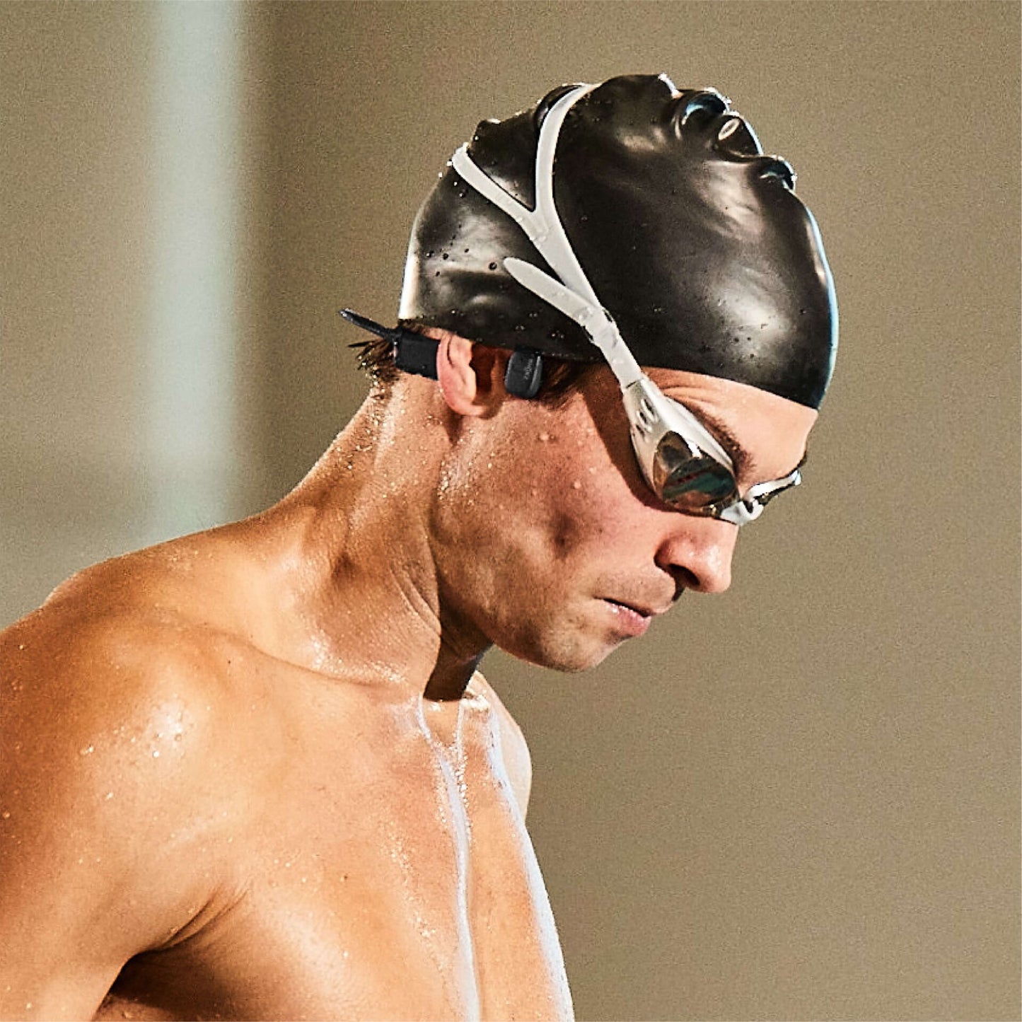 Shokz OpenSwim Schwarz