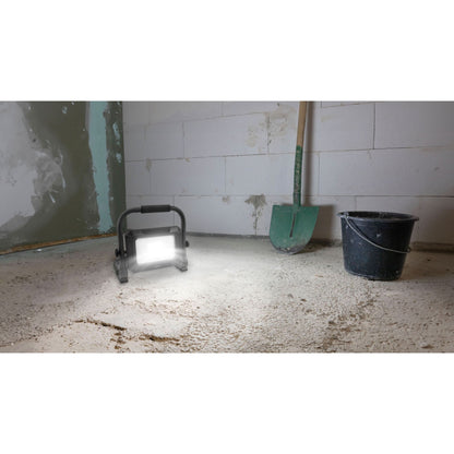 Ansmann FL20W-R 20W/2000lm wiederaufladbarer LED Strahler