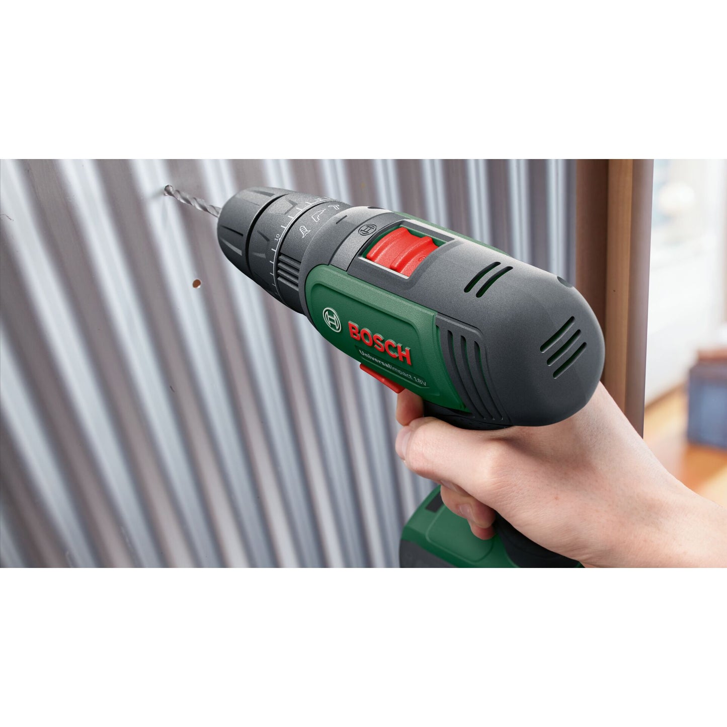 Bosch UniversalImpact 18V Akku-Bohrmaschine