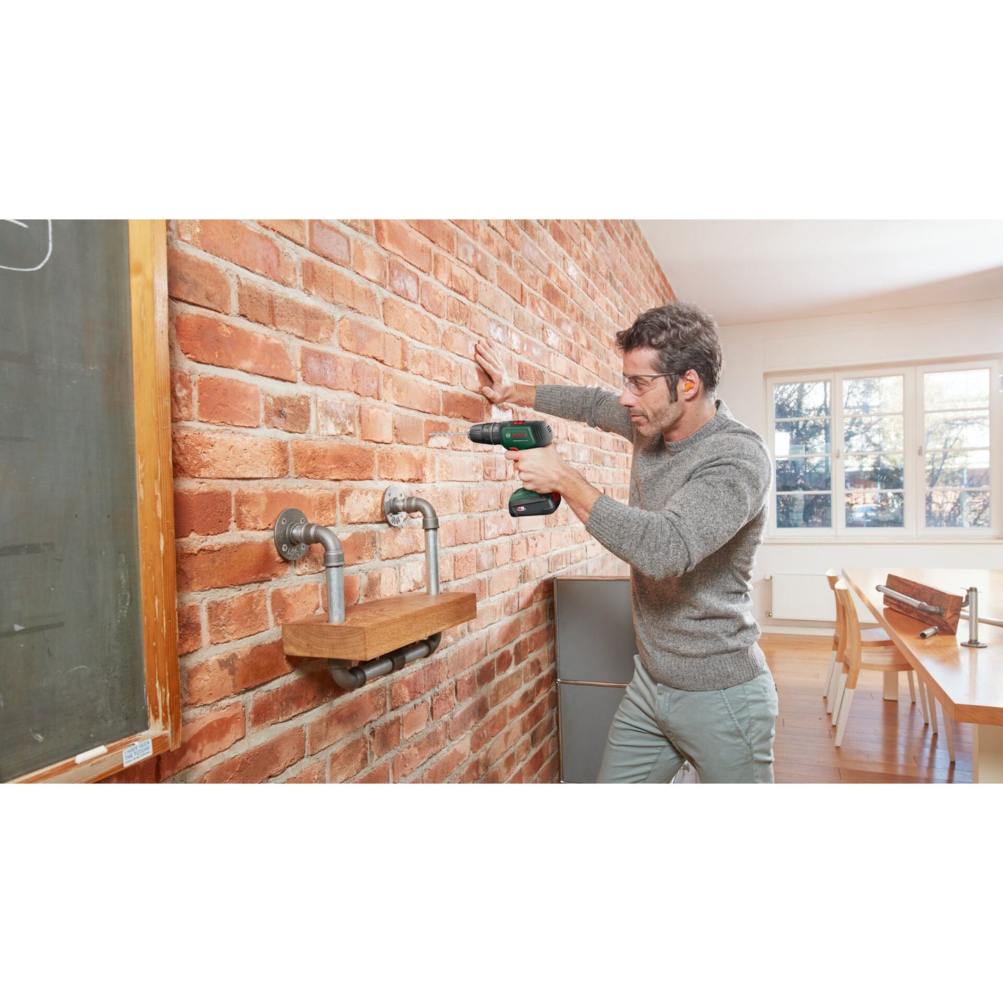 Bosch UniversalImpact 18V Akku-Bohrmaschine