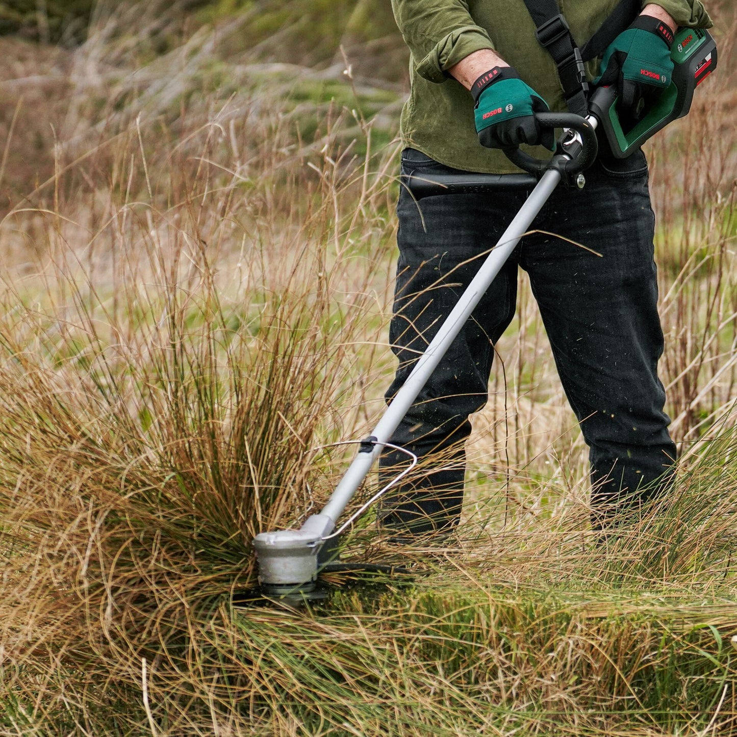 Bosch ADVANCEDBRUSHCUT 36V-23 Akku-Rasentrimmer