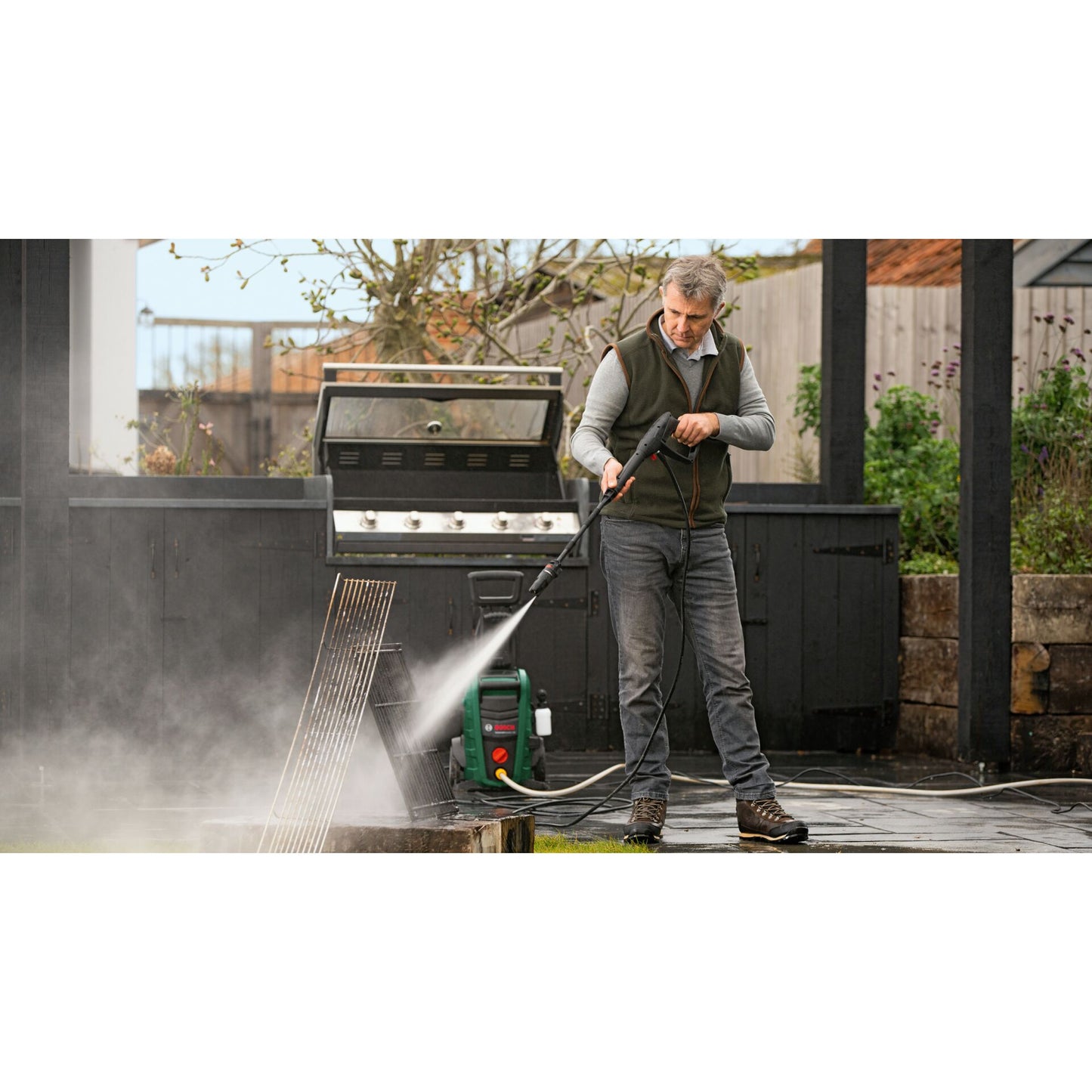 Bosch UNIVERSALAQUATAK 135 Hochdruckreiniger
