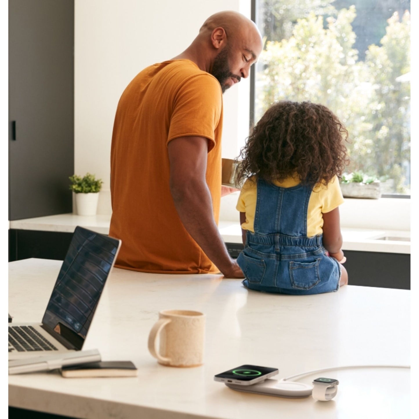 Belkin BOOST Charge tragb. USB-C Apple-Watch Lad.ws.WIZ022glWH-B1