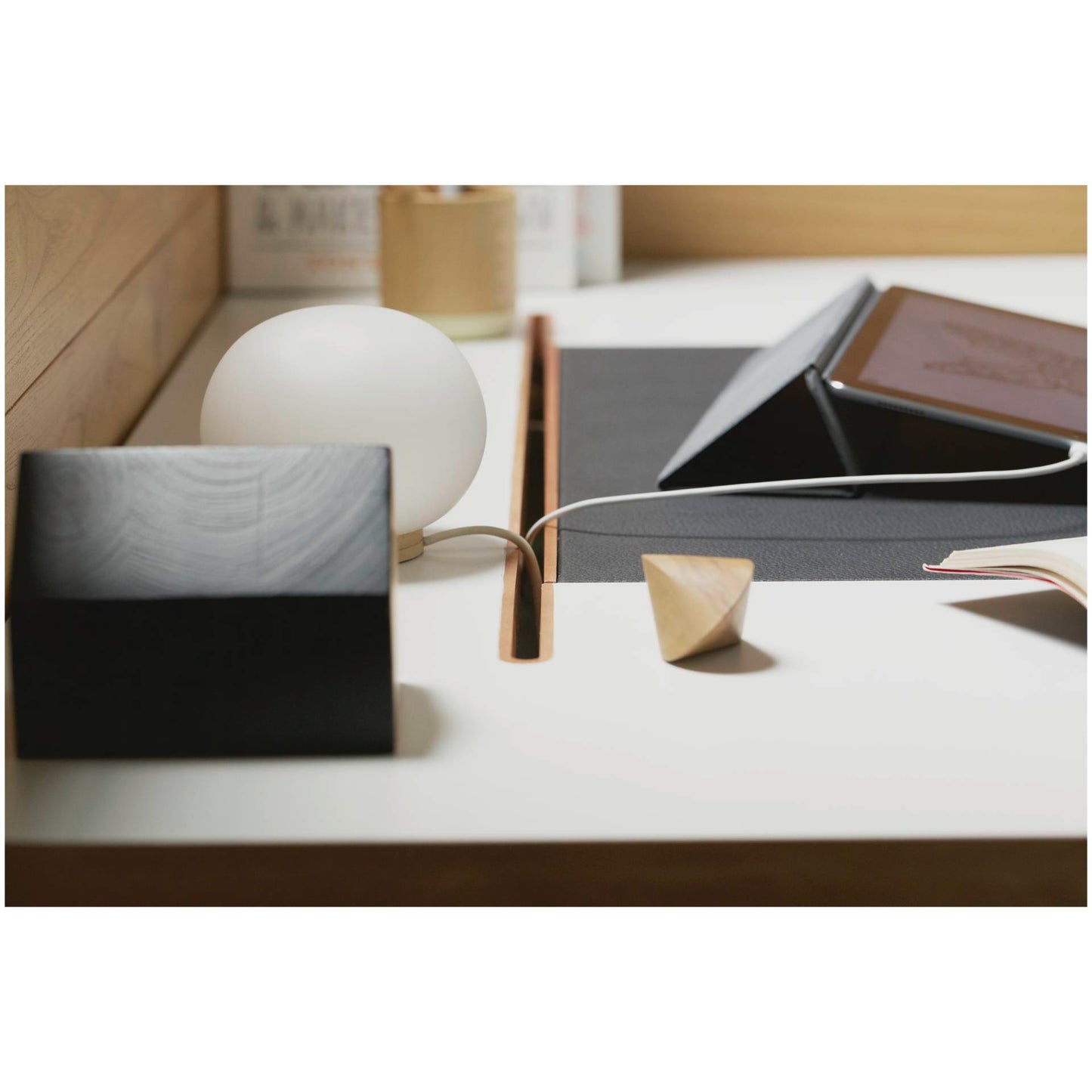 Bluelounge StudioDesk 2