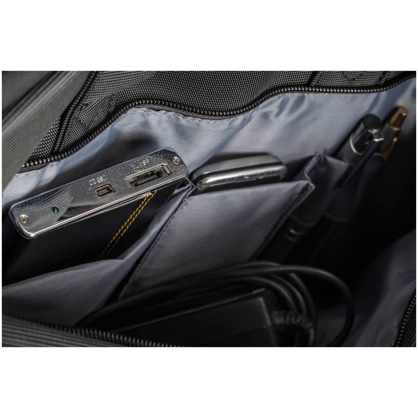 Rivacase 8231 Laptop Bag 15,6  black