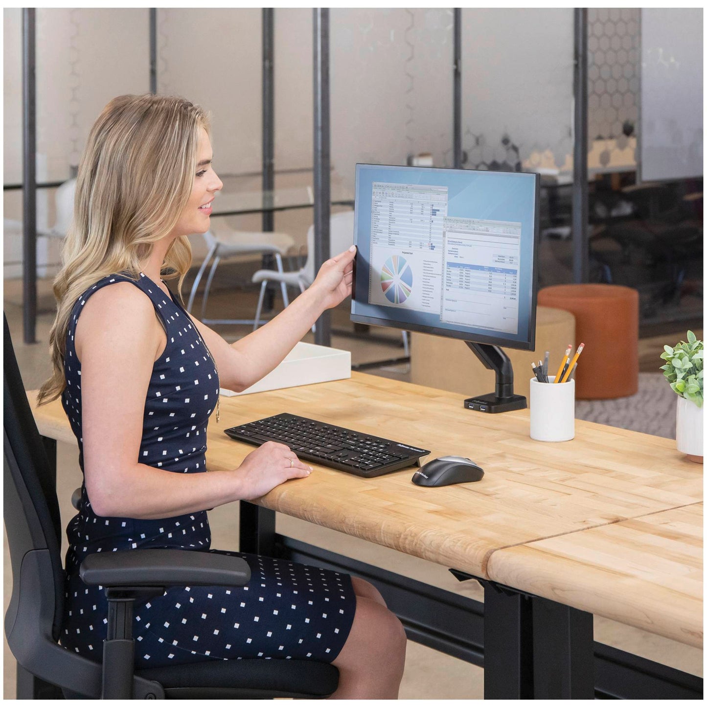 Fellowes Platinum Series Single Monitor Arm black