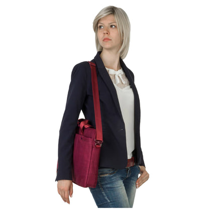Rivacase 8335 Laptop Case  15.6 red