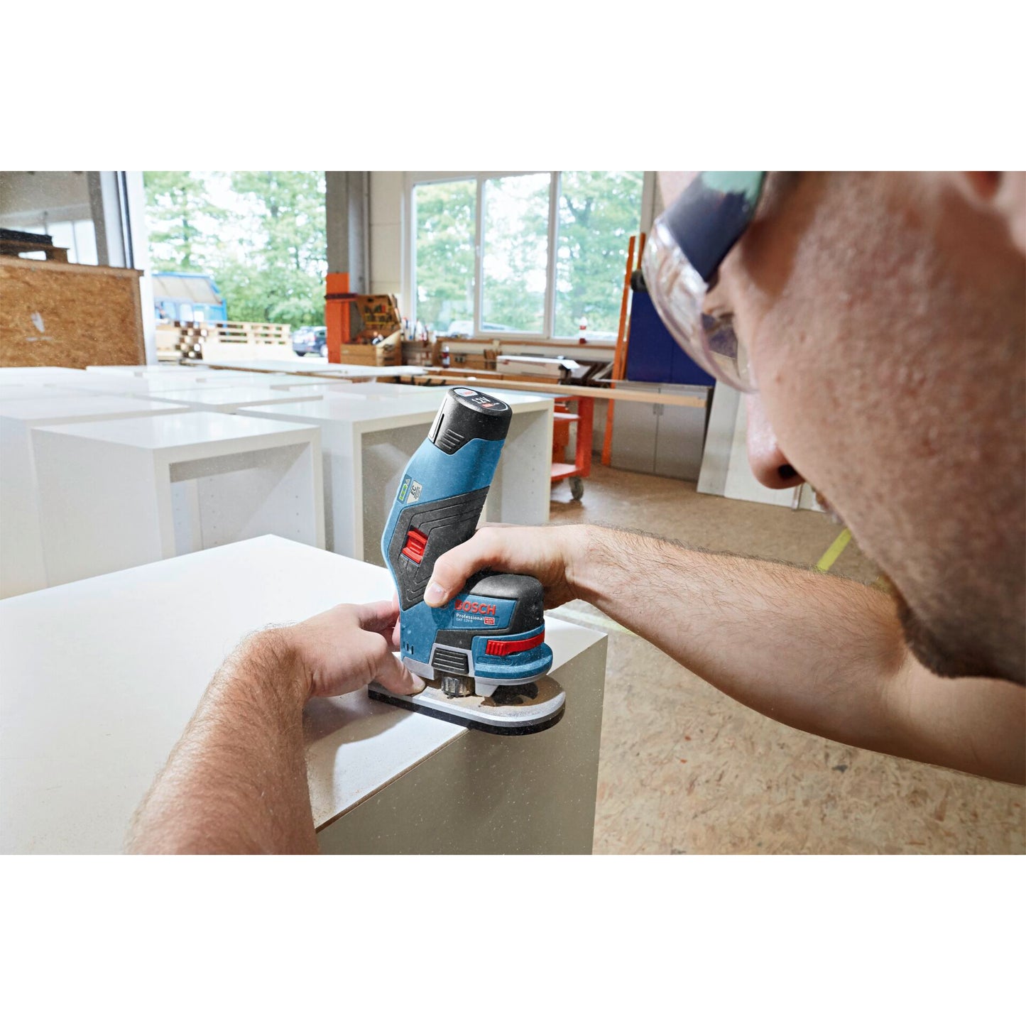 Bosch GKF 12V-8 Cordless Router