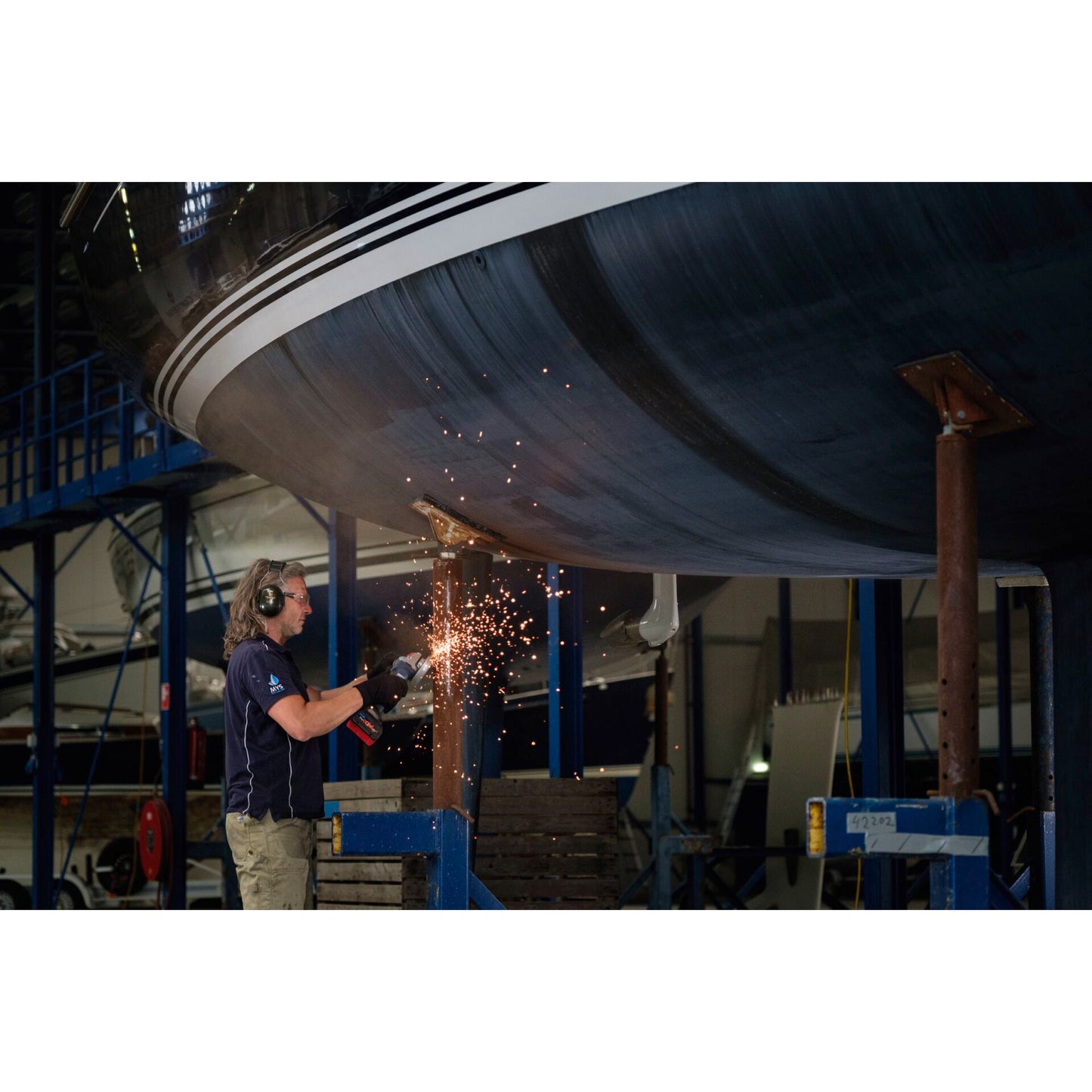 Bosch GWS 18V-10 SC, 150mm Cordless Angle Grinder