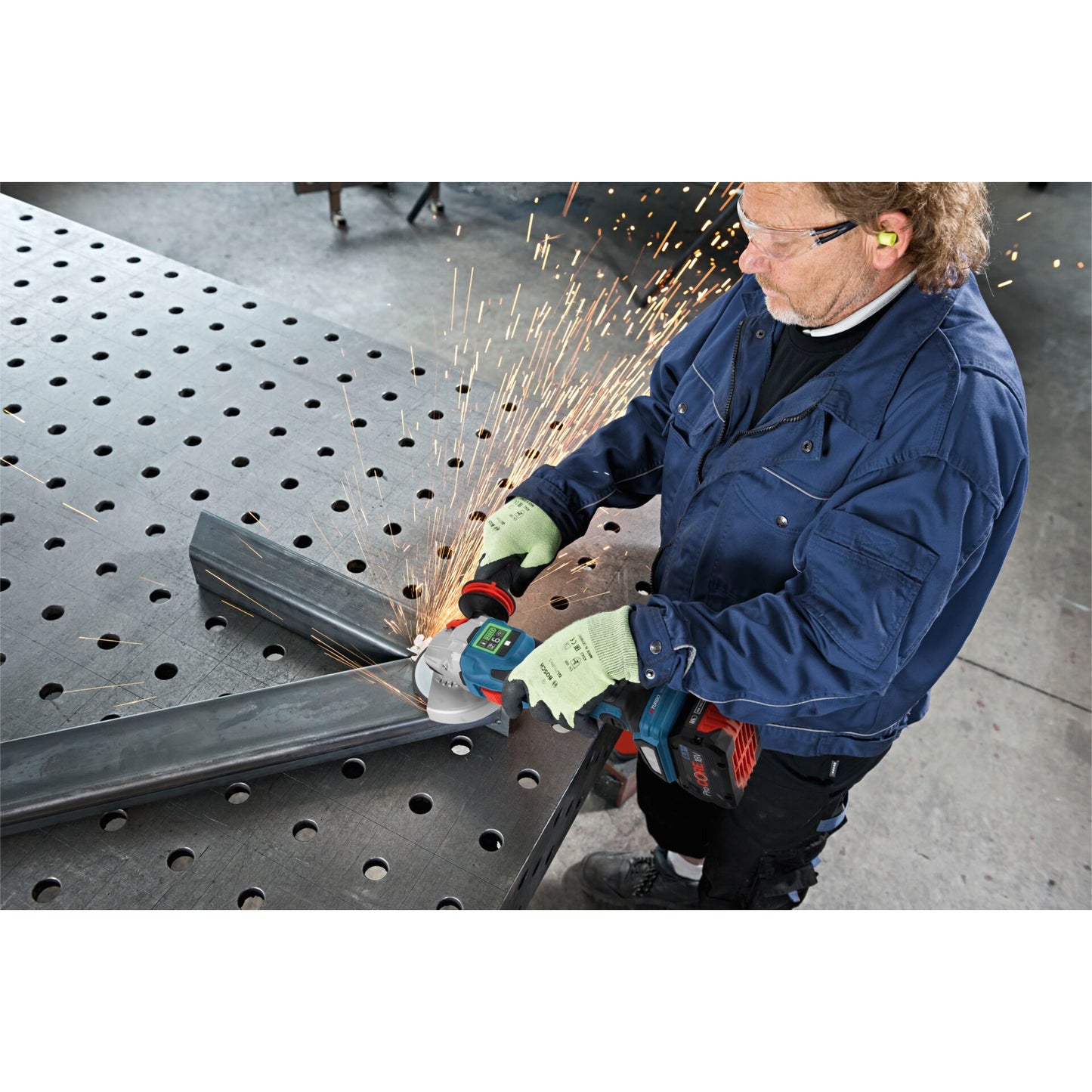 Bosch GWS 18V-15 SC Cordless Angle Grinder