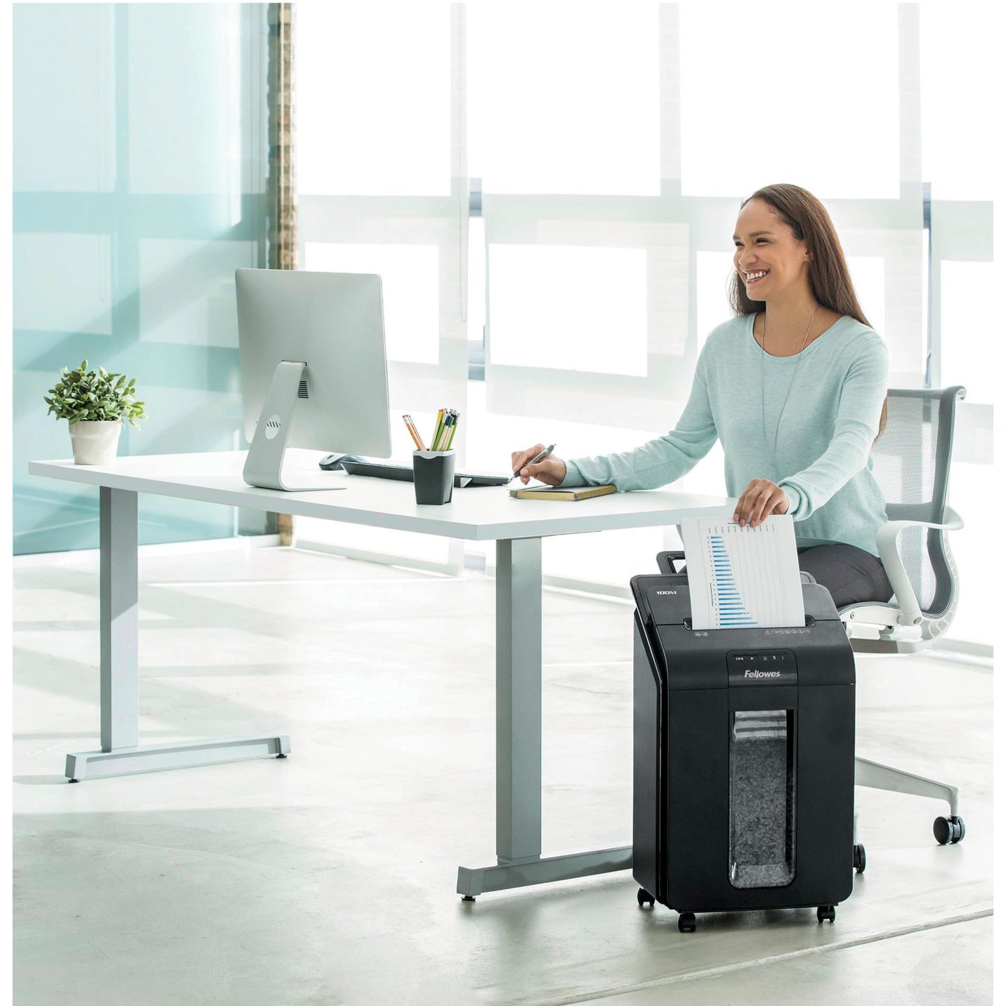 Fellowes Automax 100M Autofeed Paper shredder