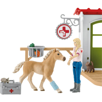 Schleich Farm World        42502 Veterinarian practice with pets