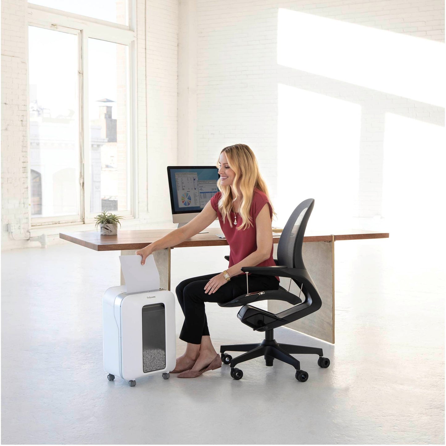 Fellowes Powershred LX 201 white (Micro Cut)