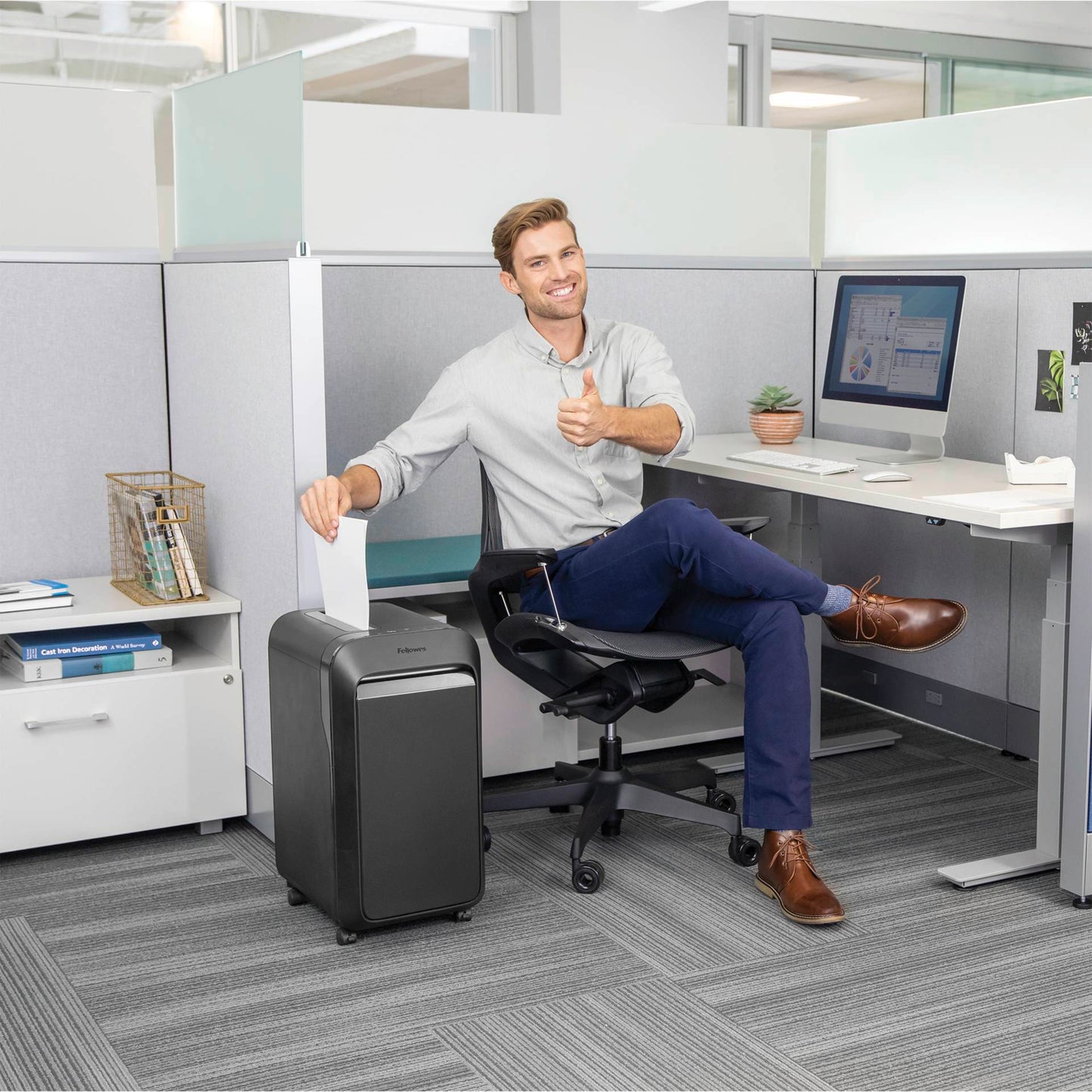 Fellowes Powershred LX 221 black (Micro Cut)