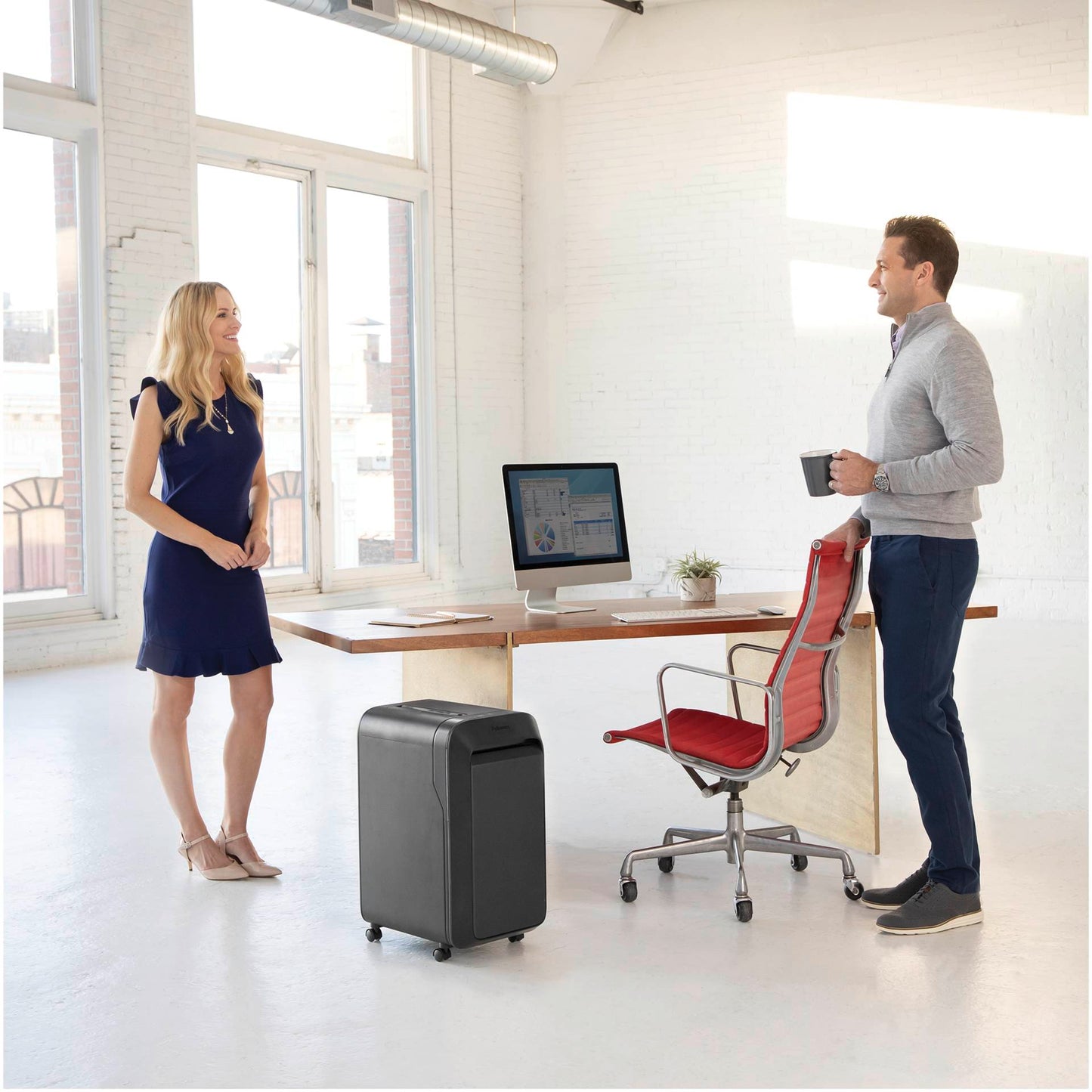 Fellowes Powershred LX 221 black (Micro Cut)