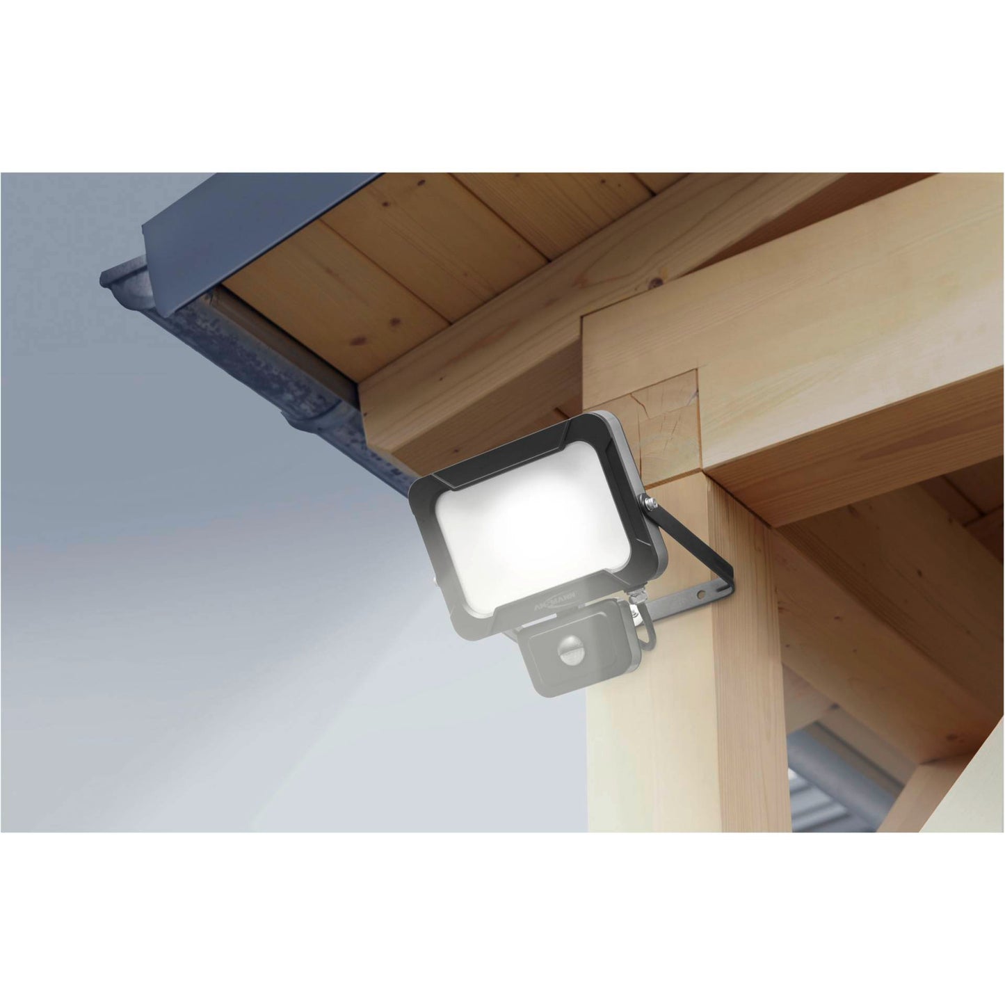 Ansmann WFL2400s 30W/2400lm LED spotlight w. Motion Detector