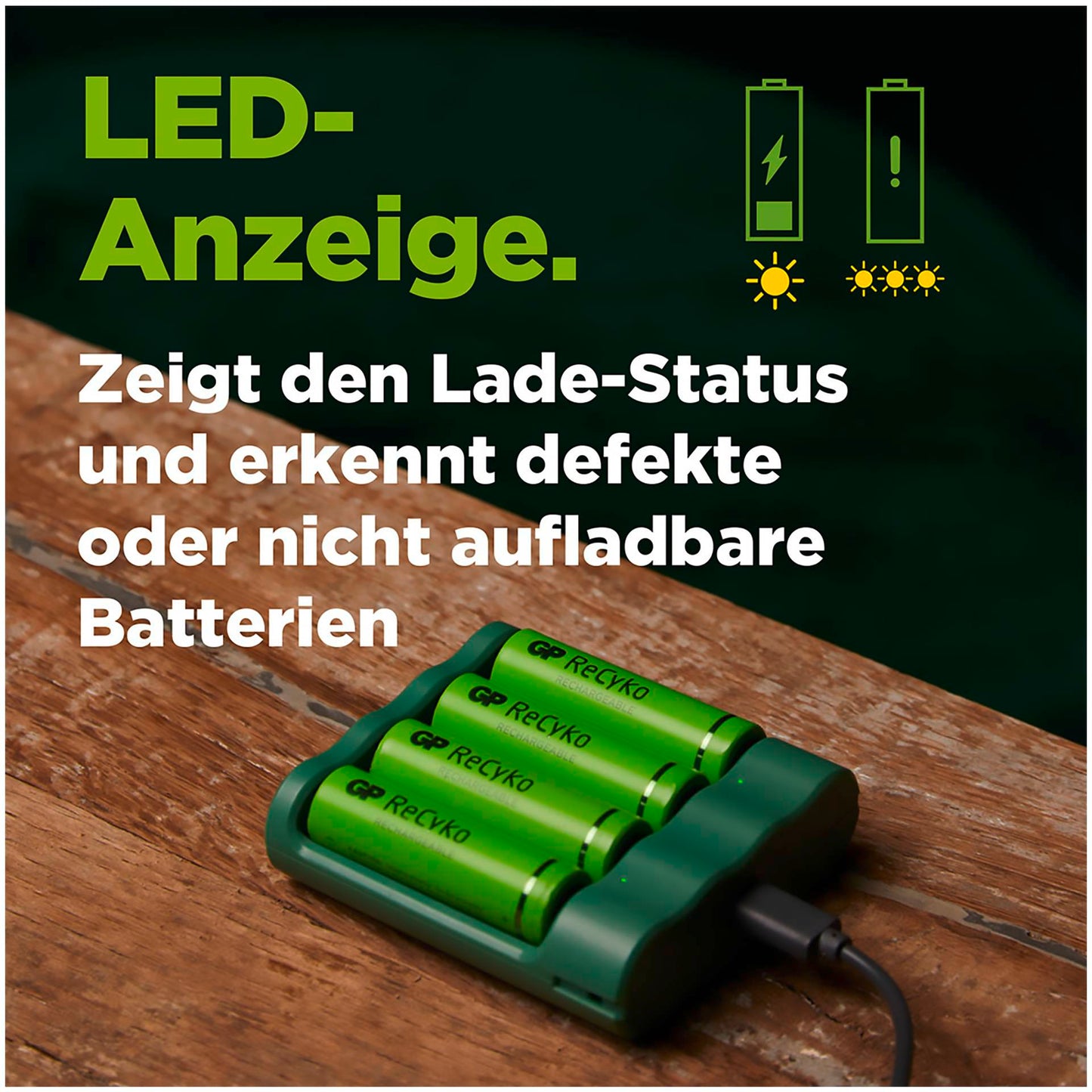 GP ReCyko B4D45 4-fold LCD 4Port Docking St. + 4x AA NiMh 2100mAh