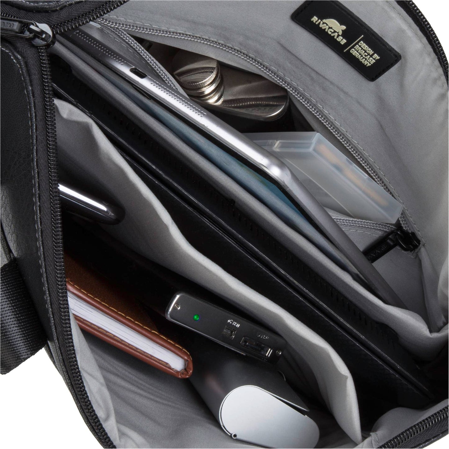 Rivacase 8920 Laptop Sleeve 13.3  black