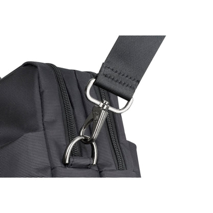 Rivacase 8257 Laptop Sleeve 17.3  black