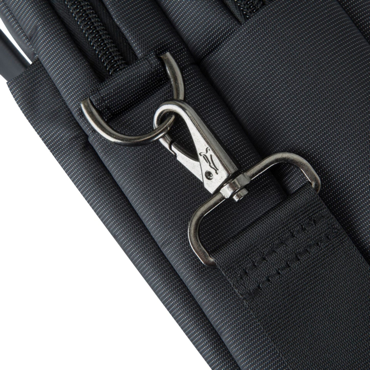 Rivacase 8257 Laptop Sleeve 17.3  black