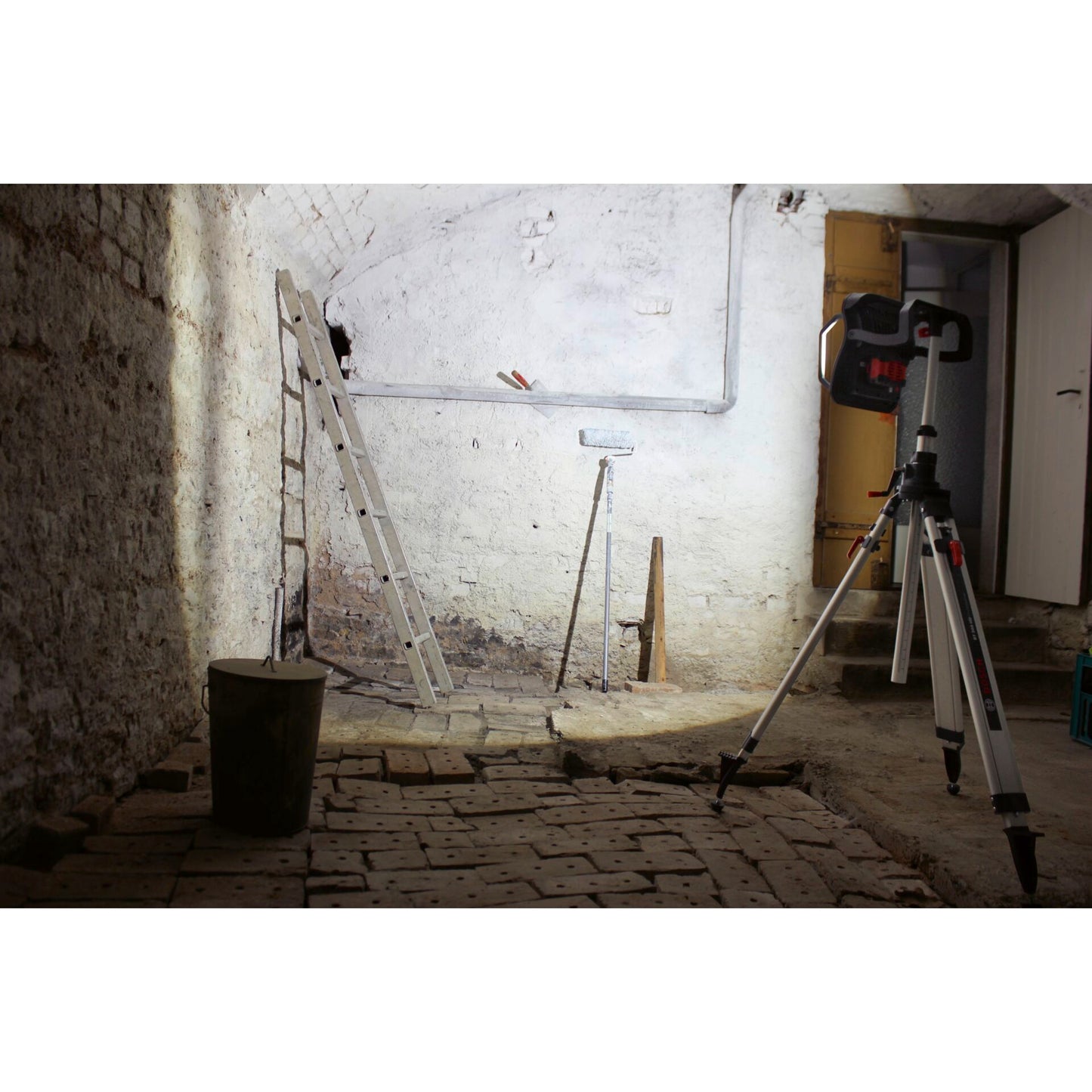 Bosch GLI 18V-4000 C Lamp (C) solo