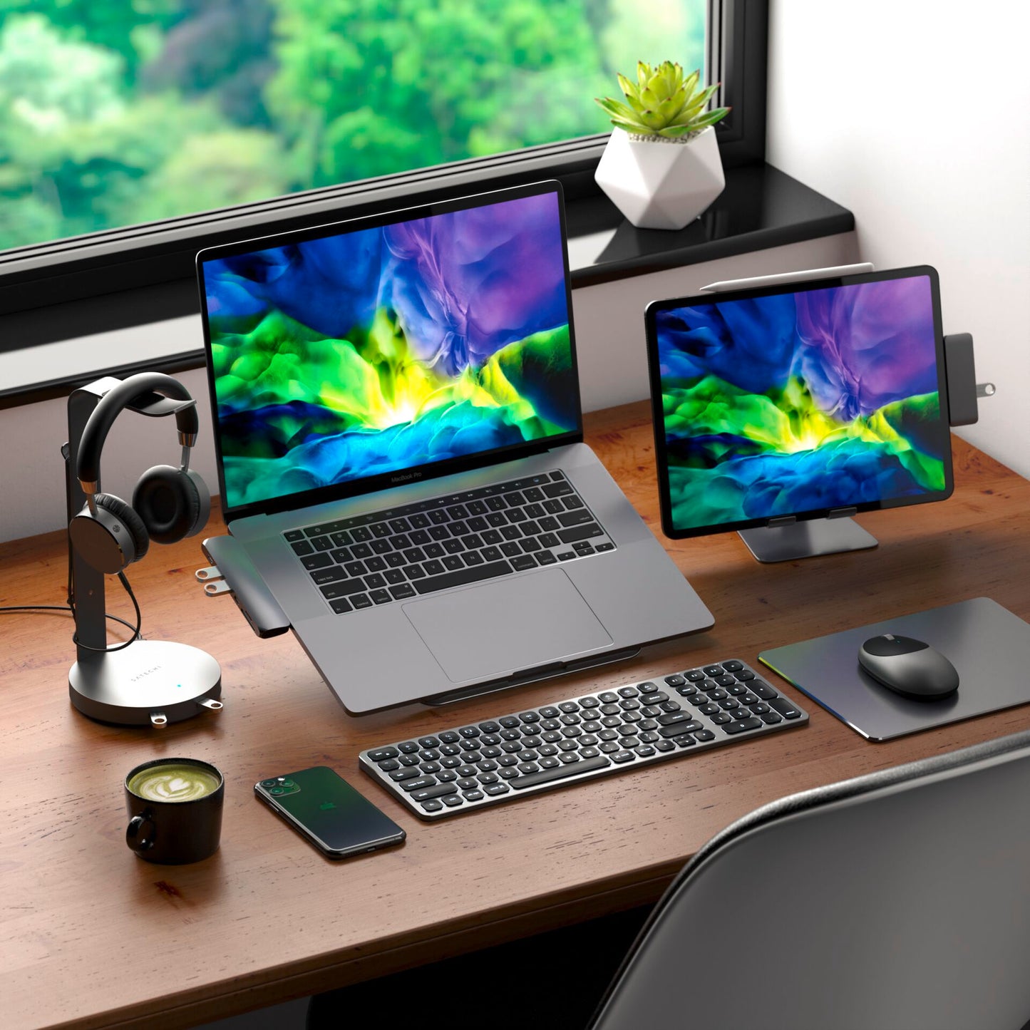 Satechi Aluminum Headphone Stand Hub space grey