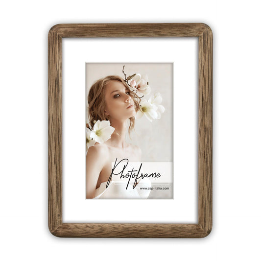 ZEP Gressan        13x18 / 18x24 Wood Frame w. Passepartout BC18P