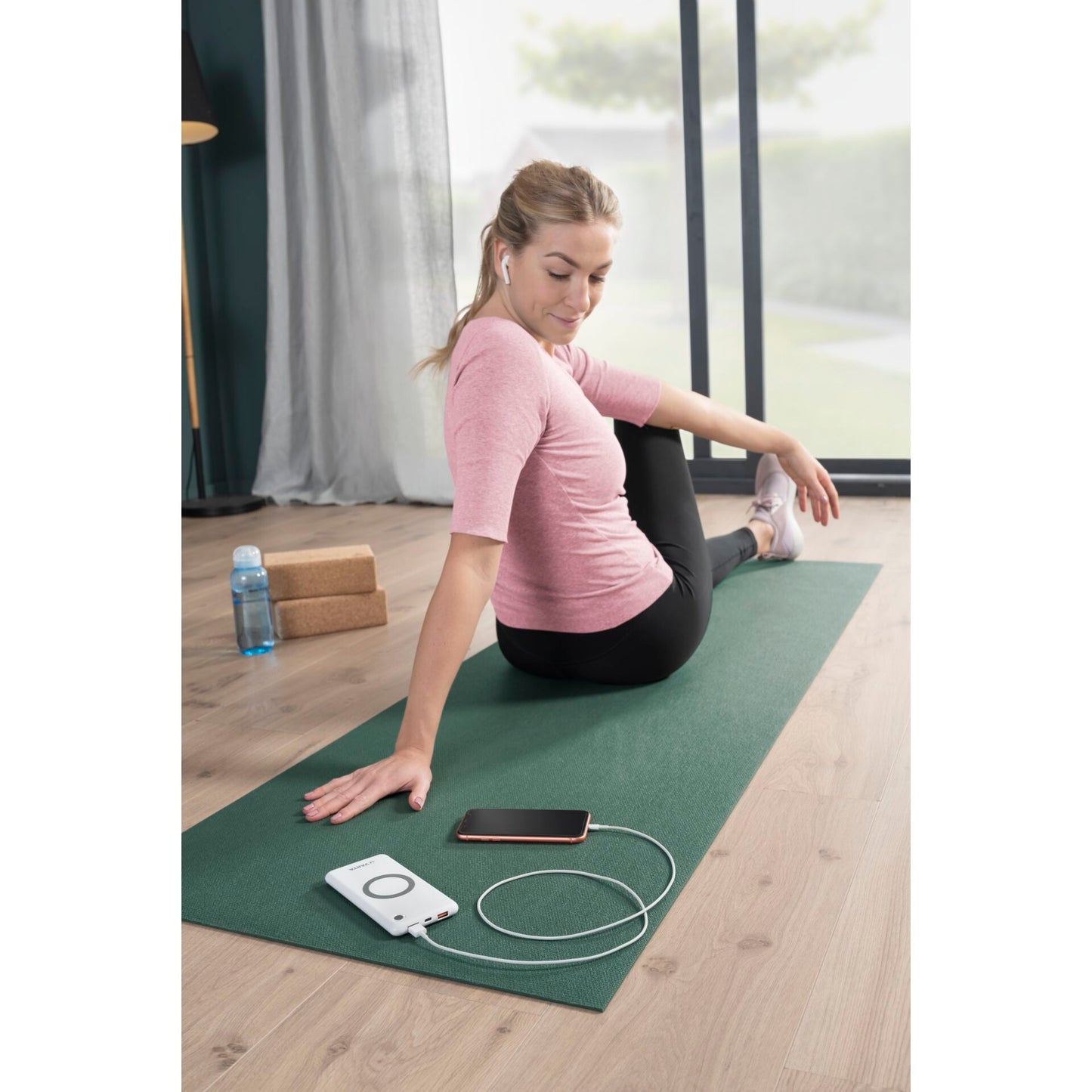 Varta Wireless Power Bank 10000 & Charger USB-C 10W Type 57913