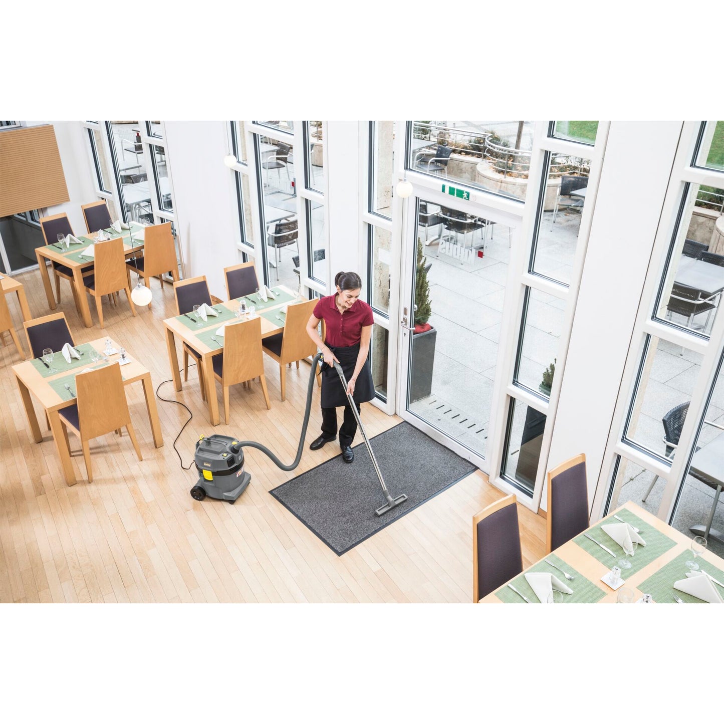 Kärcher NT 22/1 Ap Wet & Dry Vacuum Cleaner