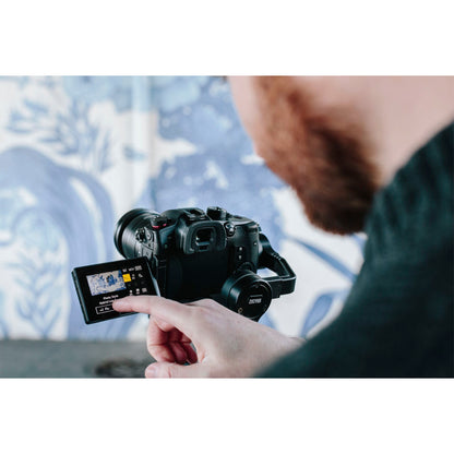 Panasonic Lumix GH5 II Kit with Leica ES 2,8-4,0/12-60 OIS