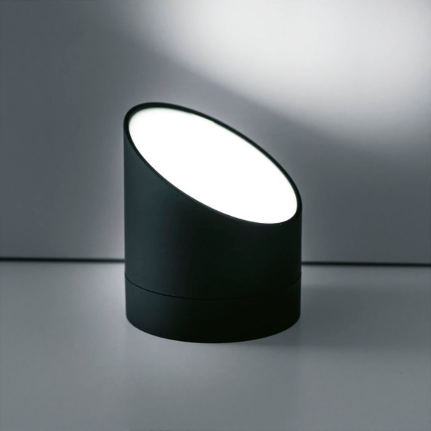 Mebus 25648 Digital Alarm Clock with Night Light
