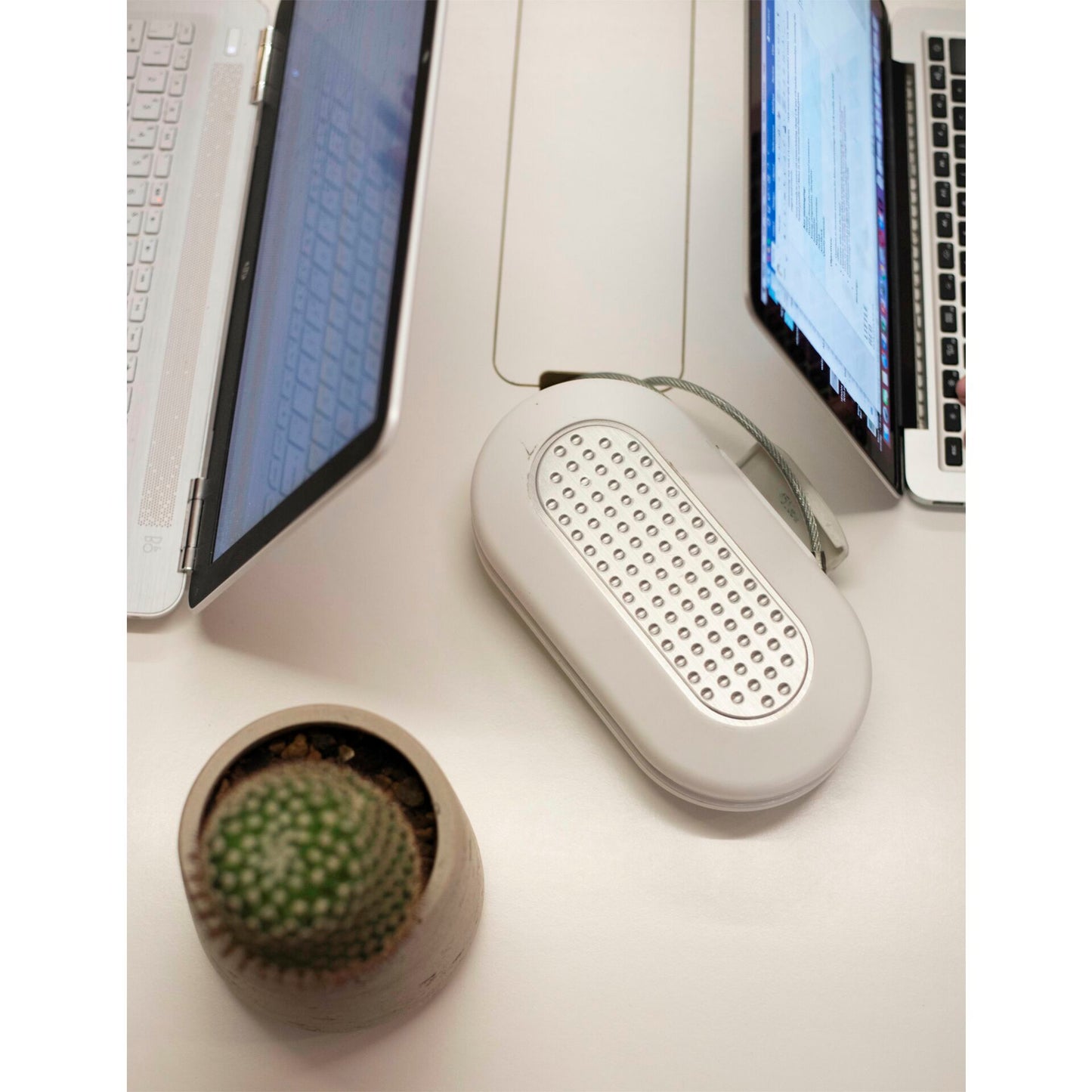 Master Lock Portable Personal Safe  5900EURDWHT