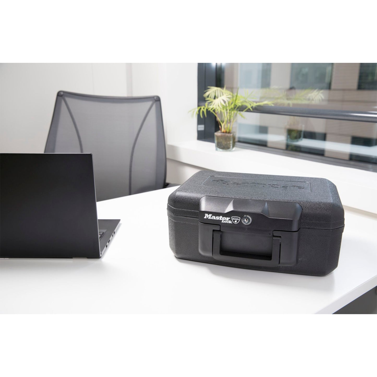 Master Lock Small Security Chest L1200