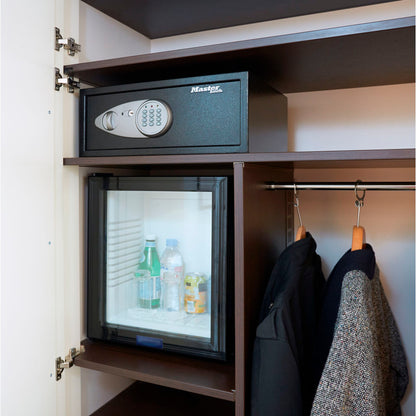 Master Lock Tresor 22L X075ML