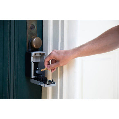 Master Lock Key Safe Bluetooth with Shackle 5440EURD
