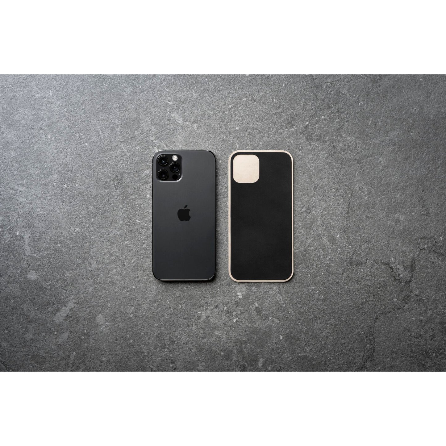 Nomad Leather Skin Black iPhone 13 Pro