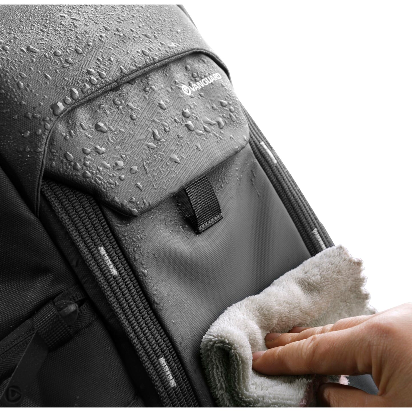 Vanguard VEO Adaptor R44 grey Backpack with USB-A