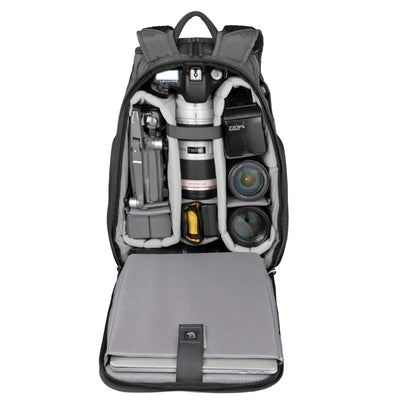 Vanguard VEO Adaptor R48 grey Backpack with USB-A
