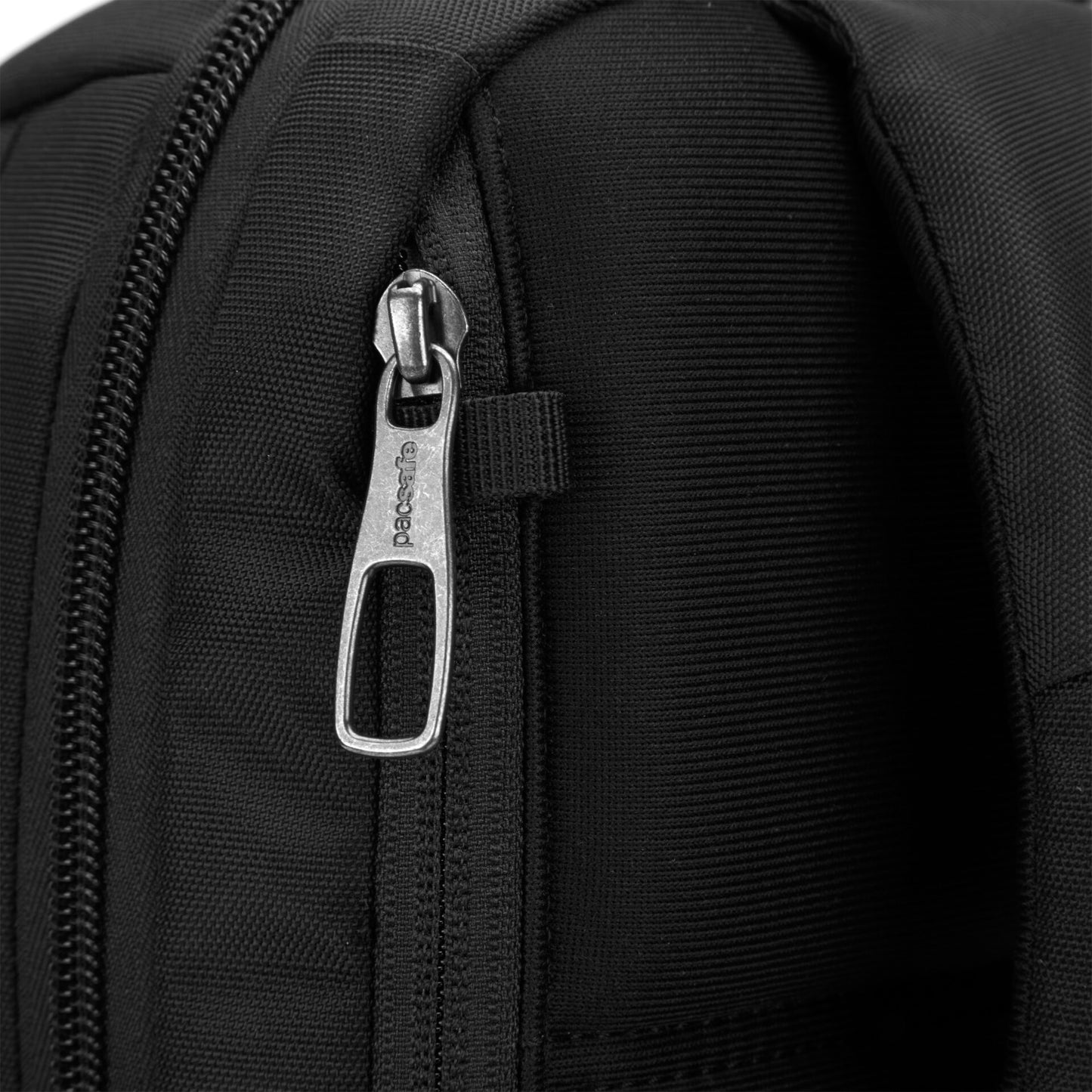 Pacsafe Metrosafe X 16  black Backpack