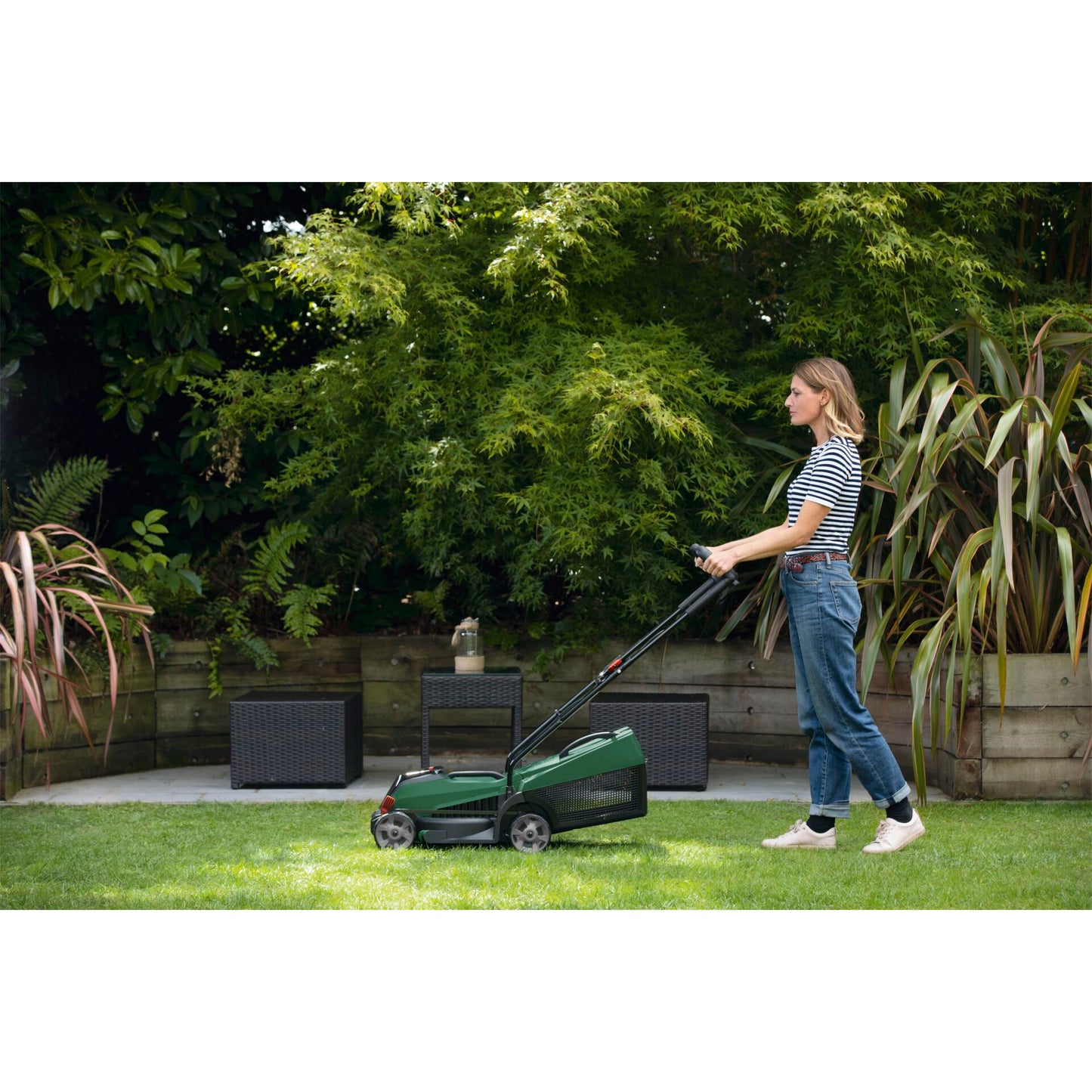 Bosch City Mower 18V-32 cordless lawn mower