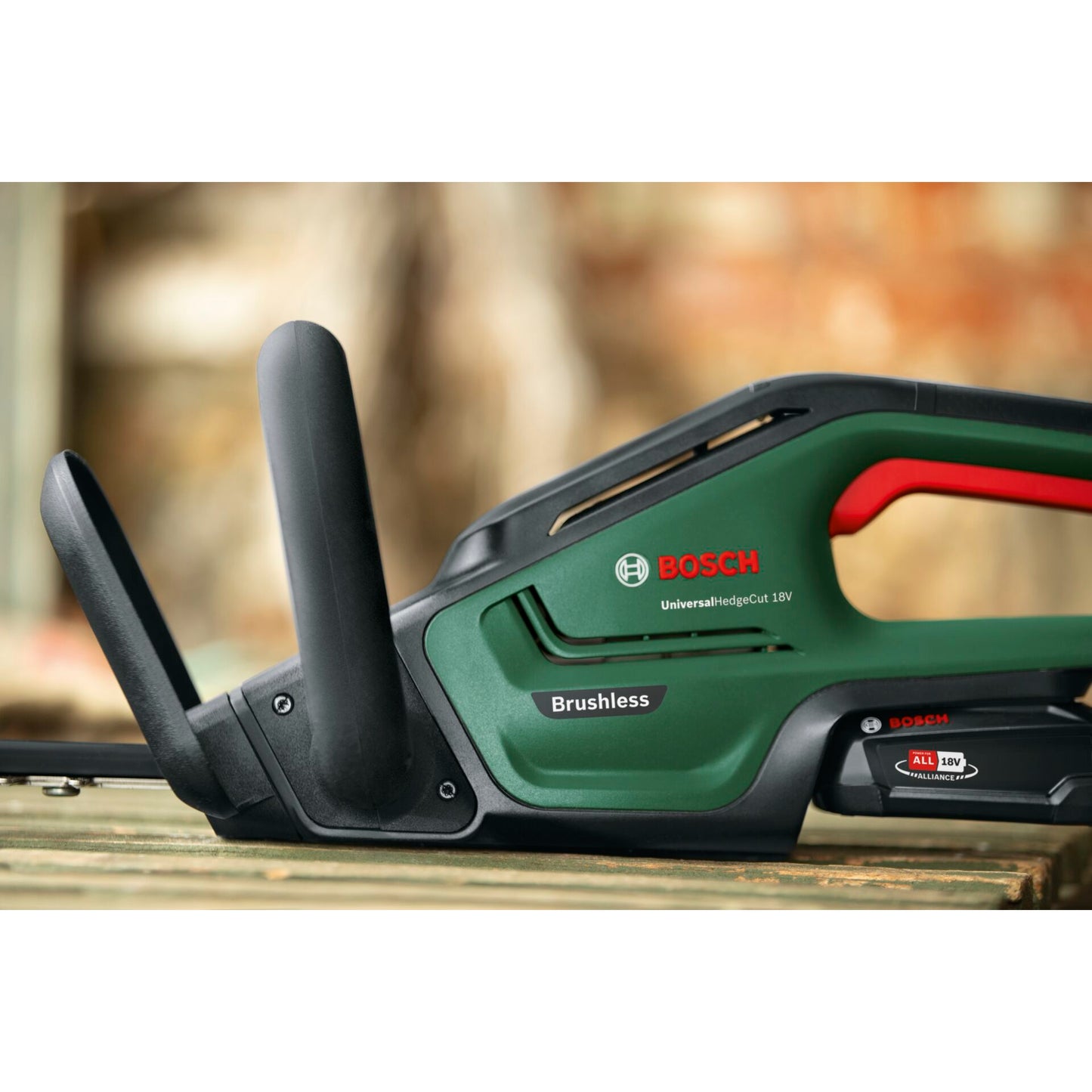 Bosch UniversalHedgeCut 18-50 Cordless Hedgecutter
