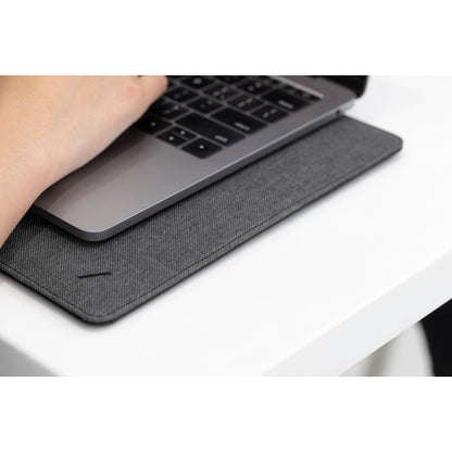 Native Union Stow Slim Sleeve for Macbook 15/16 Slate
