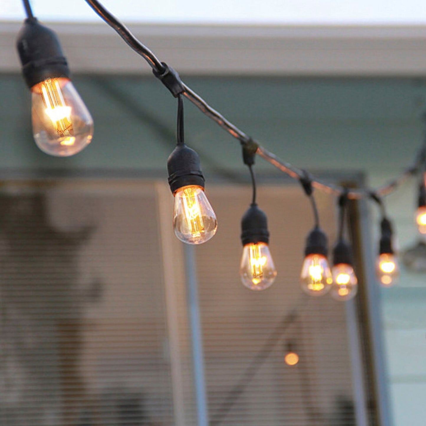 LBM 10m Smart Outdoor Light Chain - 10 x Globe Vintage