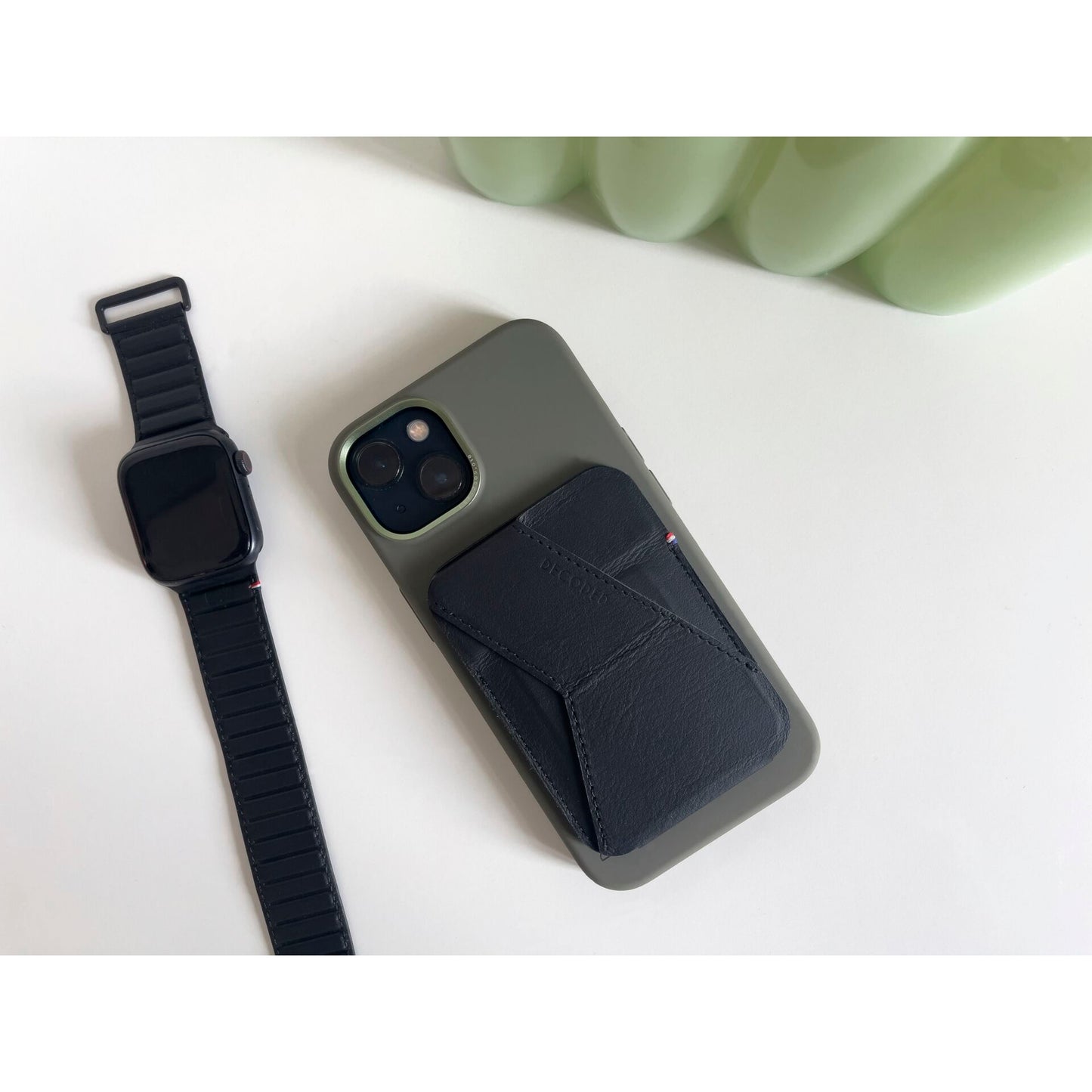 Decoded AntiMicrobial Silicone Backcover iPhone 14 Plus Olive