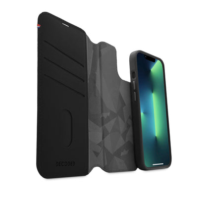 Decoded Leather Detachable Wallet iPhone 14 Plus Black