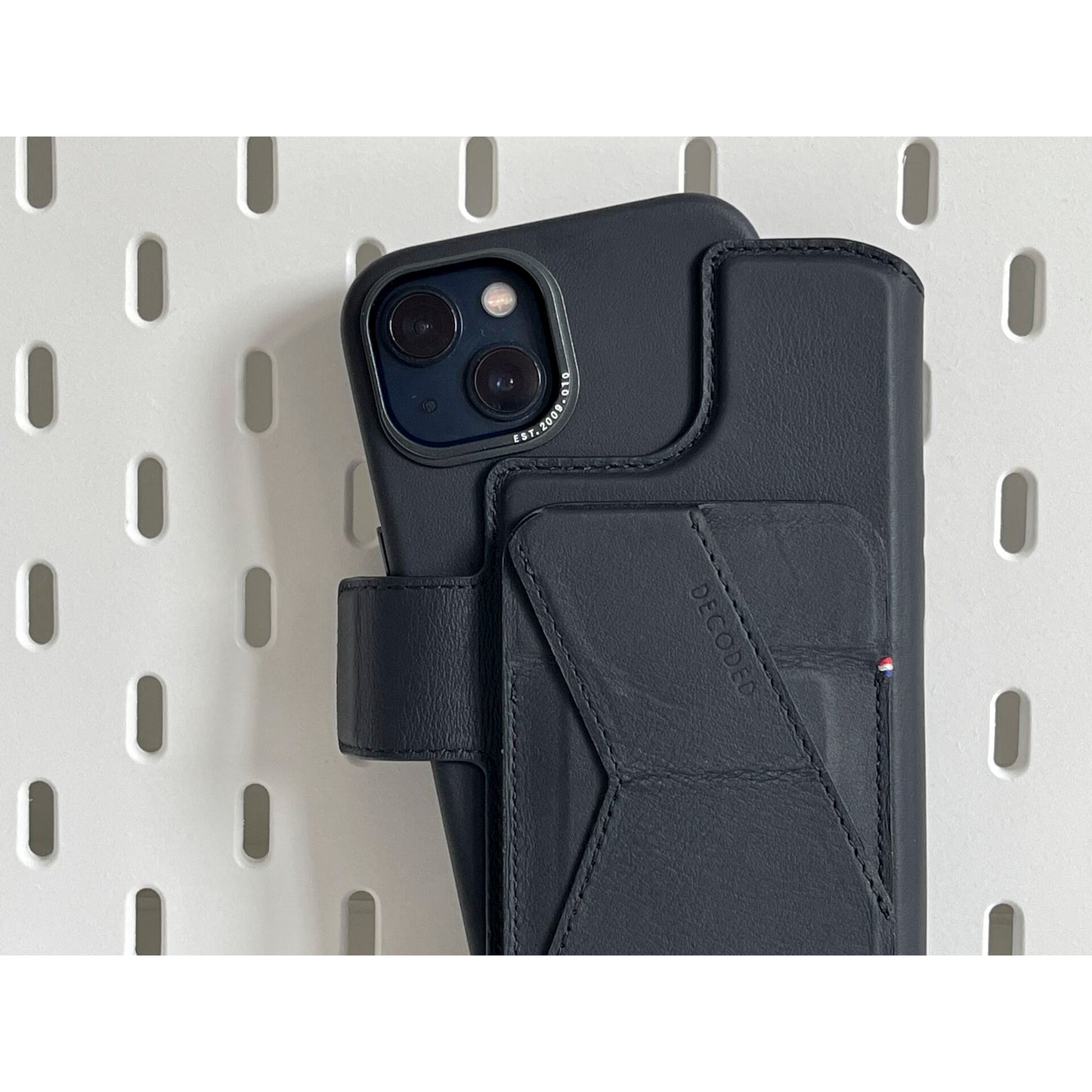 Decoded Leather Detachable Wallet iPhone 14 Plus Black