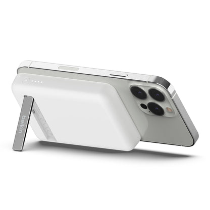 Belkin BOOST Charge mag/wireles 5.000mAh PB w.Base wh.BPD004btWT