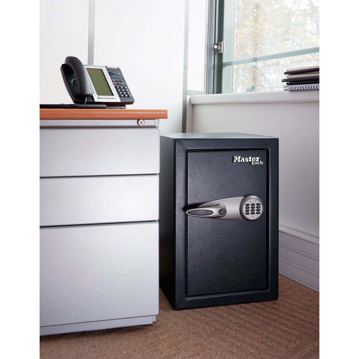 Master Lock High Security Digital XL Safe         T6-331ML