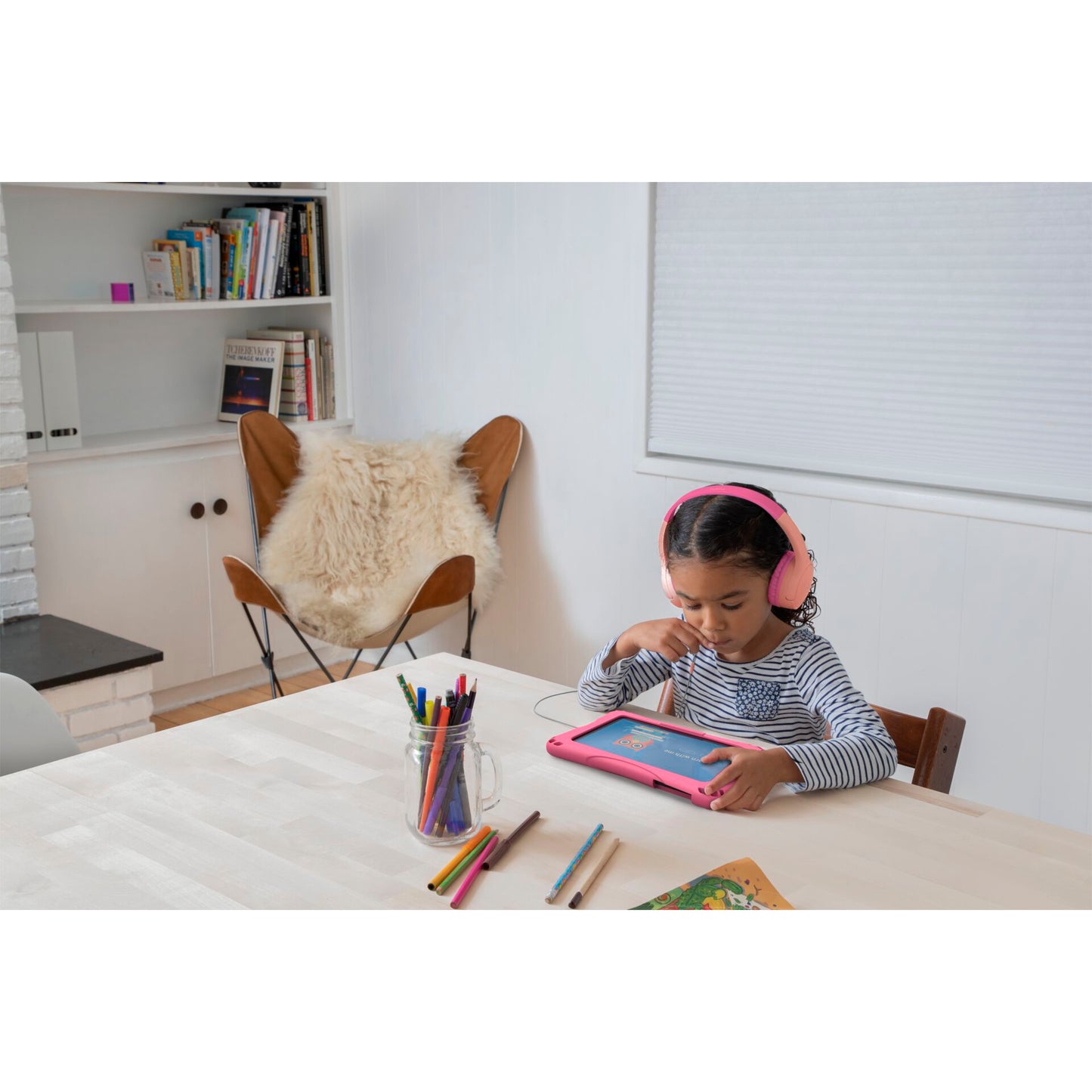 Belkin Soundform Mini On-Ear Kids Headphone pink AUD004btPK